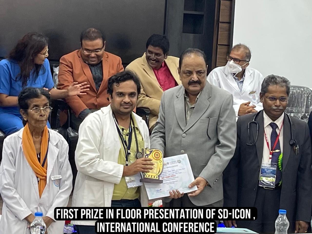 Dr. Mohamed Dawood Abrar receiving First Prize in floor presentation at SD-ICON international conference